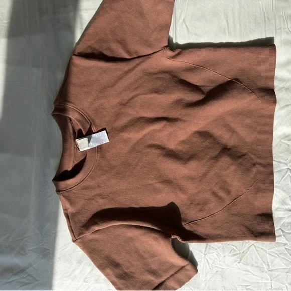 NEW Everlane ribbed cropped workout top - Picture 2 of 11